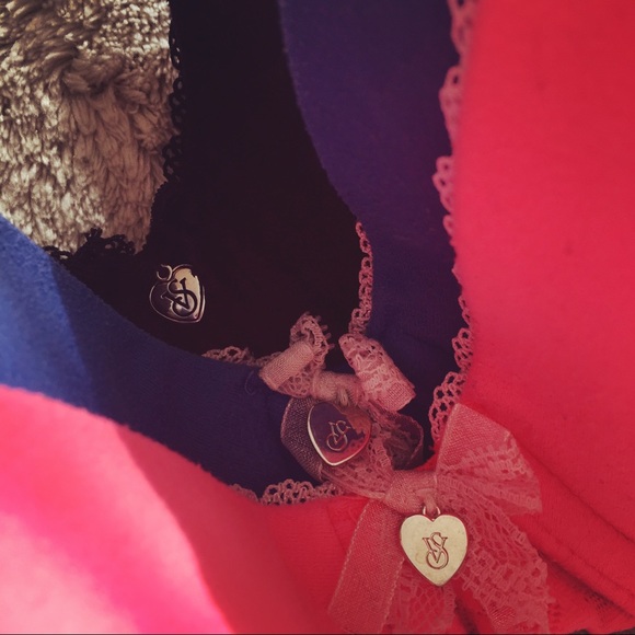 Victoria’s Secret bright bra bundle - Picture 2 of 5